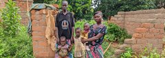 Kaga-Bandoro, Central African Republic., Over 1,000 families live at the site that surrounds the Kaga-Bandoro airstrip. Many people would like to return to the neighborhoods from where they had fled, but there is nothing left and they lack the means to rebuild their lives.